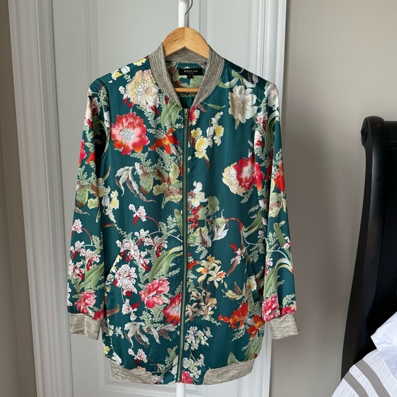 BEULAH STYLE Floral Bomber Jacket - Picture 5 of 8